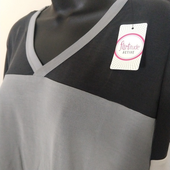 Flirtitude V Neck Sporty T-Shirt JXL - Picture 5 of 7